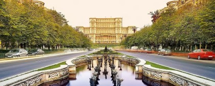 Bucharest: City Highlights Guided Walking Tour