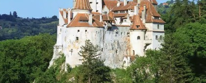 Bucharest: Dracula's Castle, Peles Castle, & Brasov Old Town