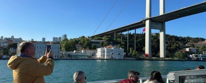 Istanbul: Daytime or Sunset Sightseeing Cruise & Audio Guide